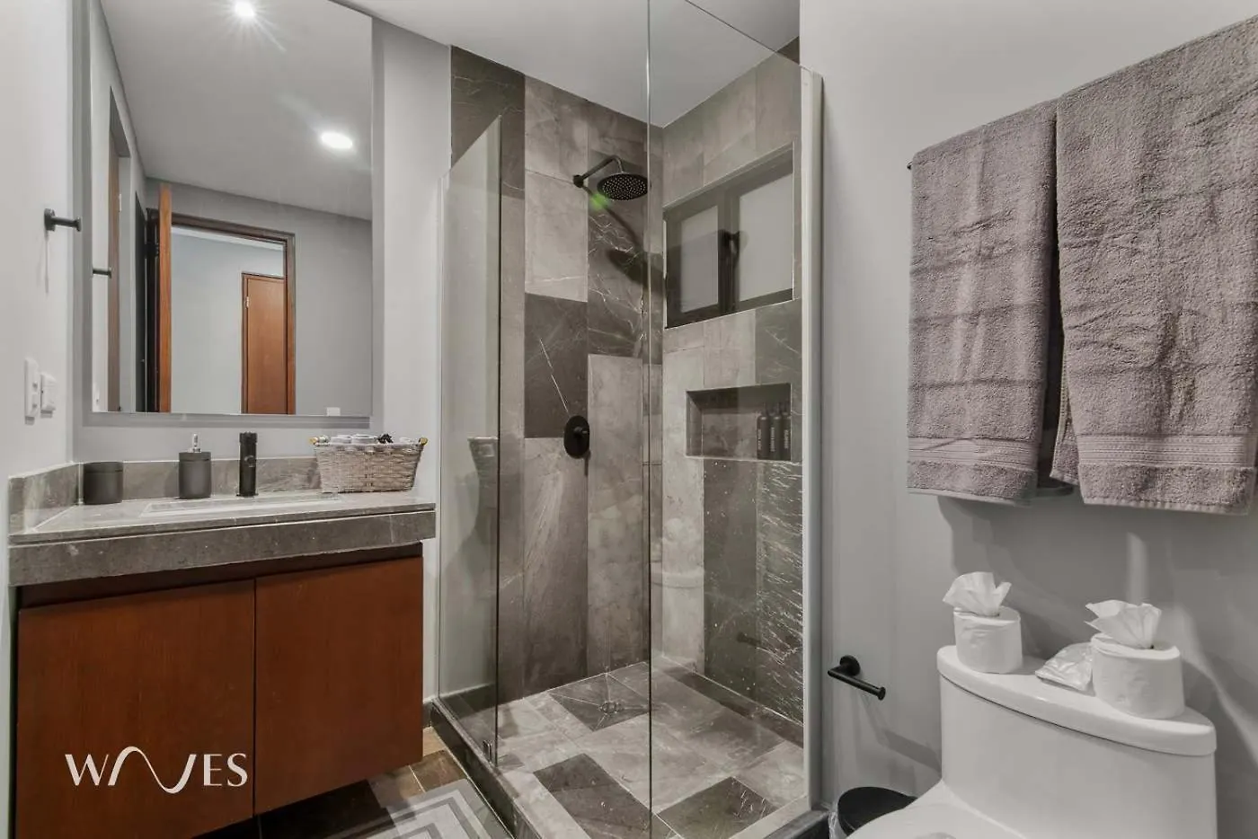 Modern 1 Bedroom Apartment With Luxury Amenities At Paramar Black By Waves Тулум